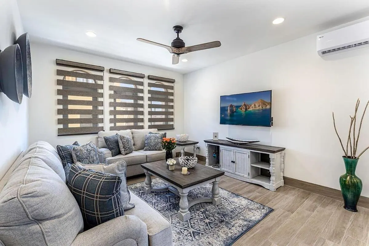 Dom wakacyjny Cozy 2 Bedroom With Private Terrace & Bbq In Quivira Cabo San Lucas
